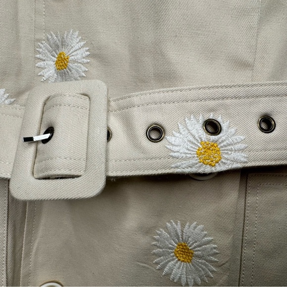Anthropologie Maeve Embroidered Daisy Trench Coat Size 22 Cotton Hemp - Picture 9 of 16